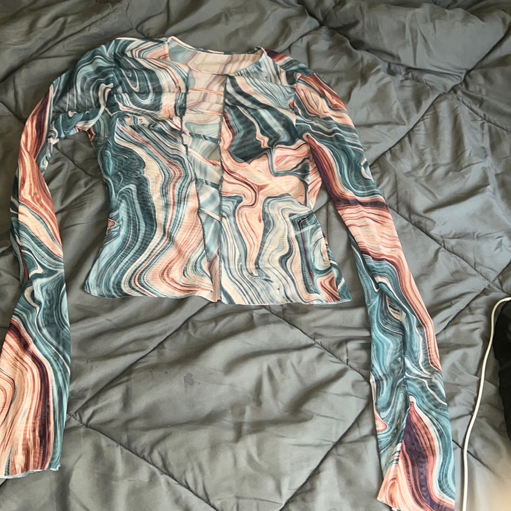 Mesh multi color shirt